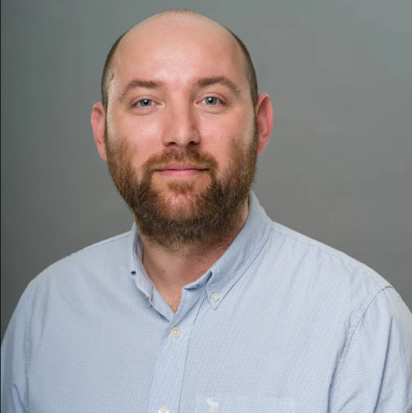 Interviu cu Adrian Cioroianu, Sales Trainer