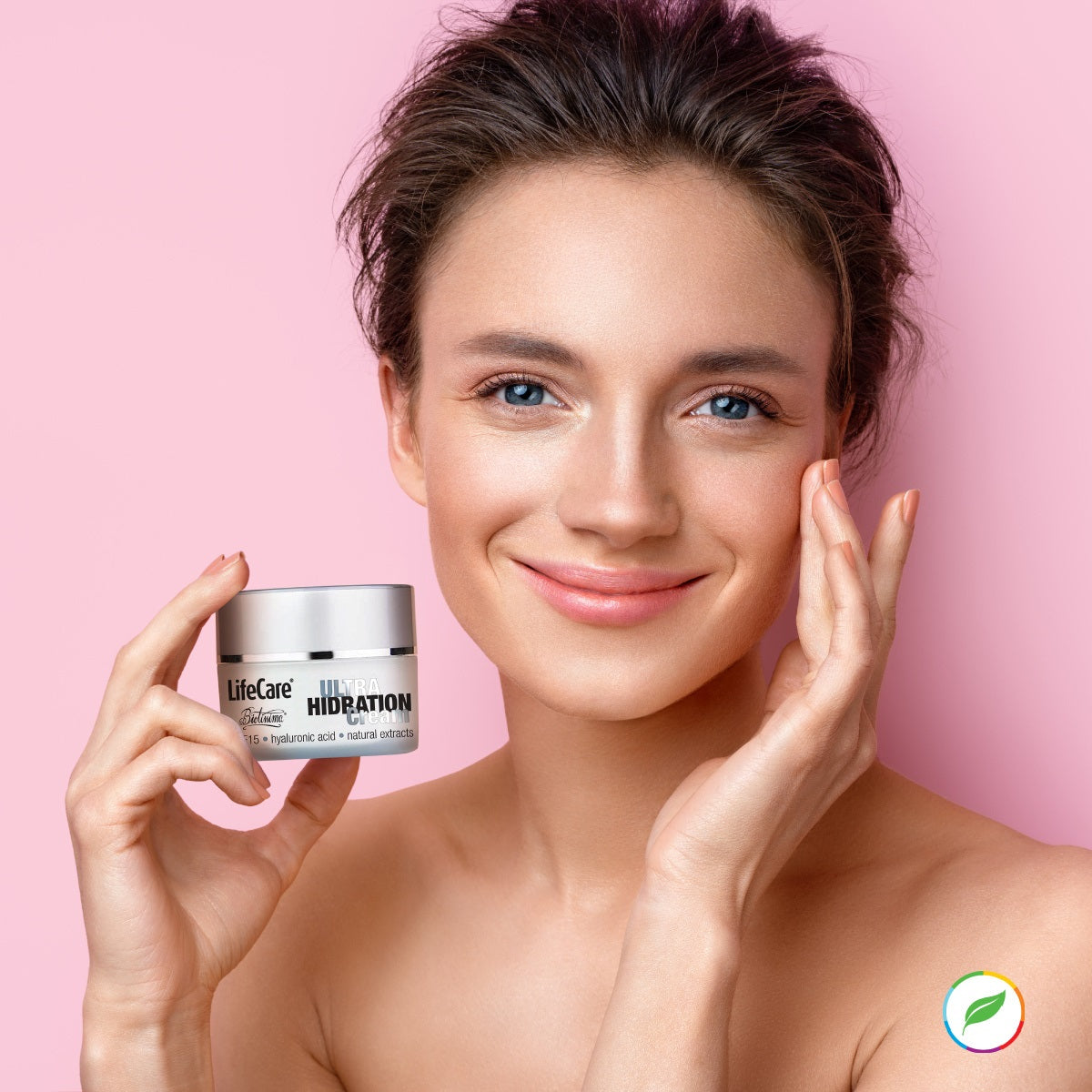 Cremă ULTRA hidratantă, cu SPF 15 și acid hialuronic